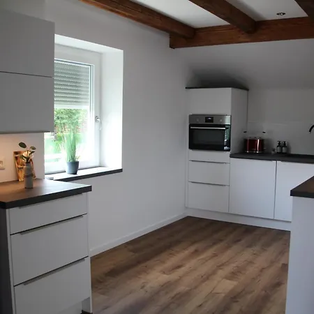 Sahr Apartment *